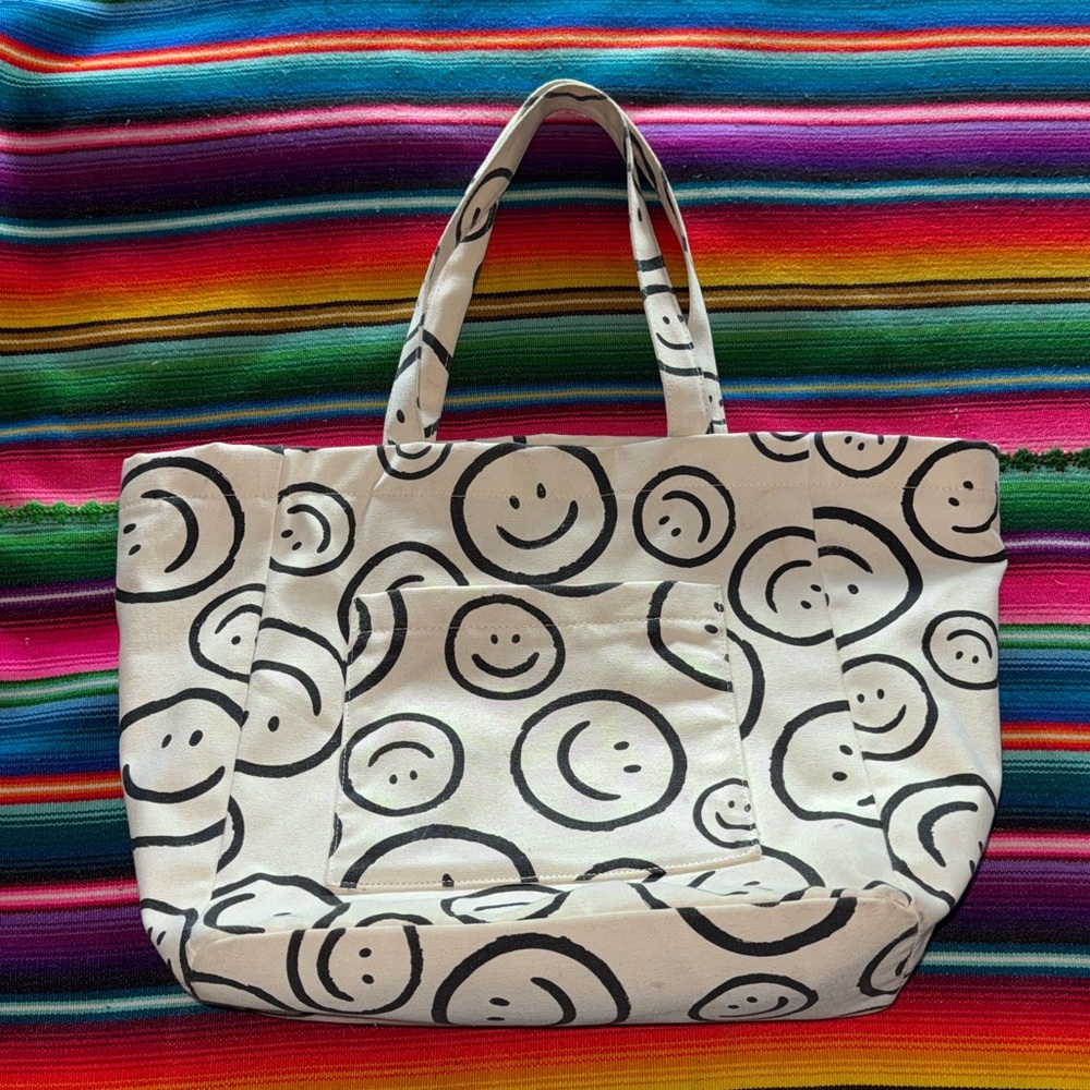 Wild Fable Smiley Face Print XL Tote Bag